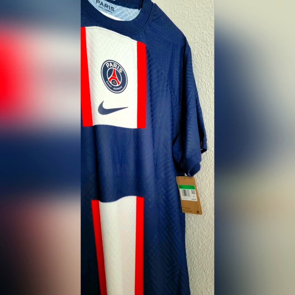 Brand New Nike Paris Saint-Germain Home Soccer Futbol Jersey Retails $170+